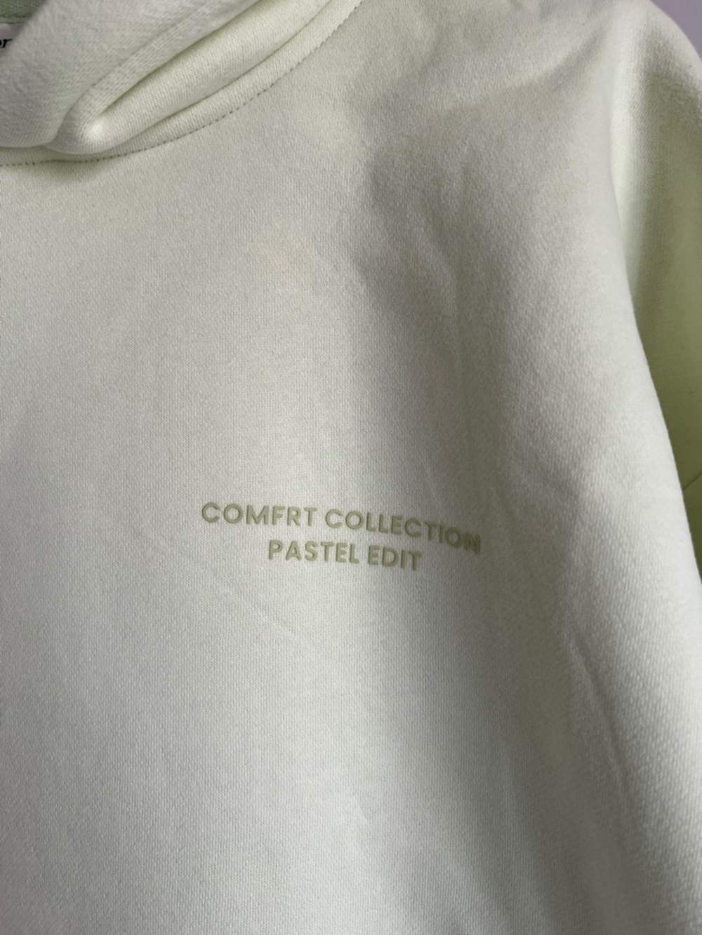 Comfrt Pastel Hoodie - Honeydew - Size M NWT - Picture 4 of 7